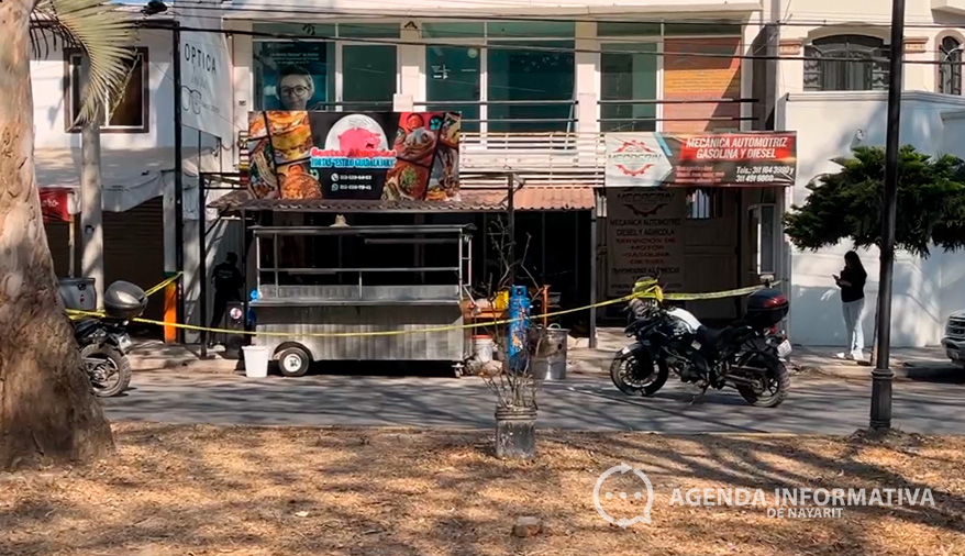 Ejecutan a balazos a comerciante en Lagos del Country en Tepic