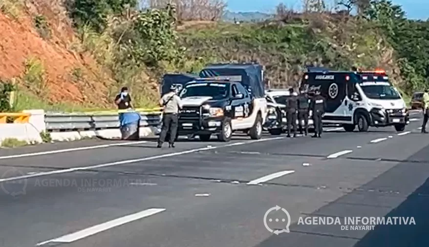 Hallan restos humanos en tambo sobre la autopista Tepic-Mazatlán