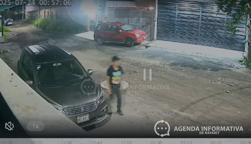 Intentó abrir varios portones durante la madrugada en Tepic; vecinos sospechan intento de robo