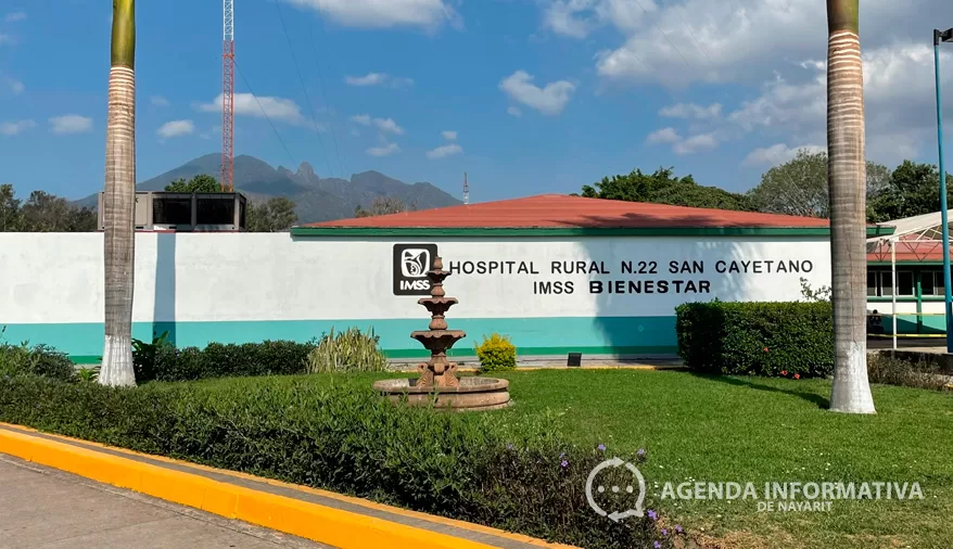 Localizan cámara oculta en baño de mujeres del IMSS en San Cayetano