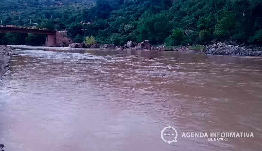 Investigan supuesto arrastre de menor por río entre Durango y Nayarit