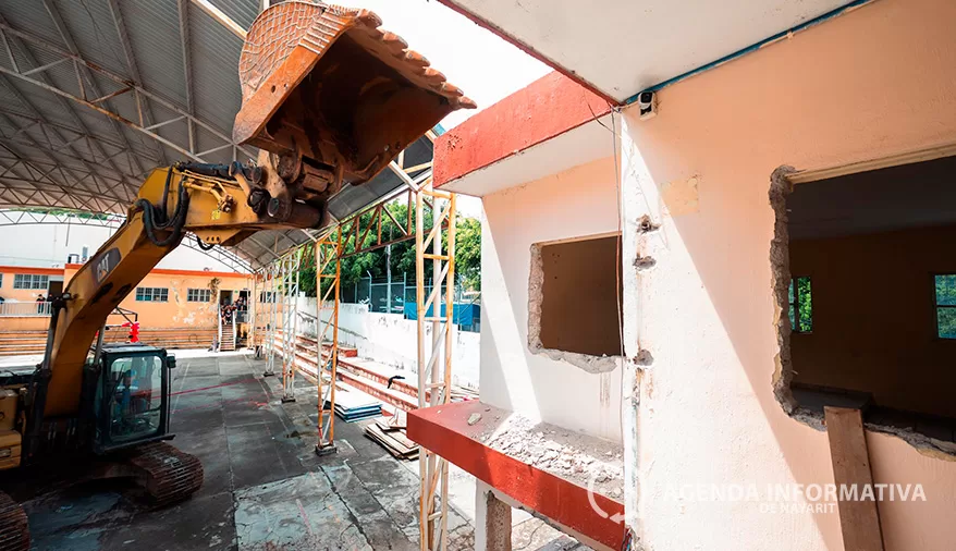 Después de casi 80 años, inicia reconstrucción de la secundaria “Esteban Baca Calderón” en Tepic