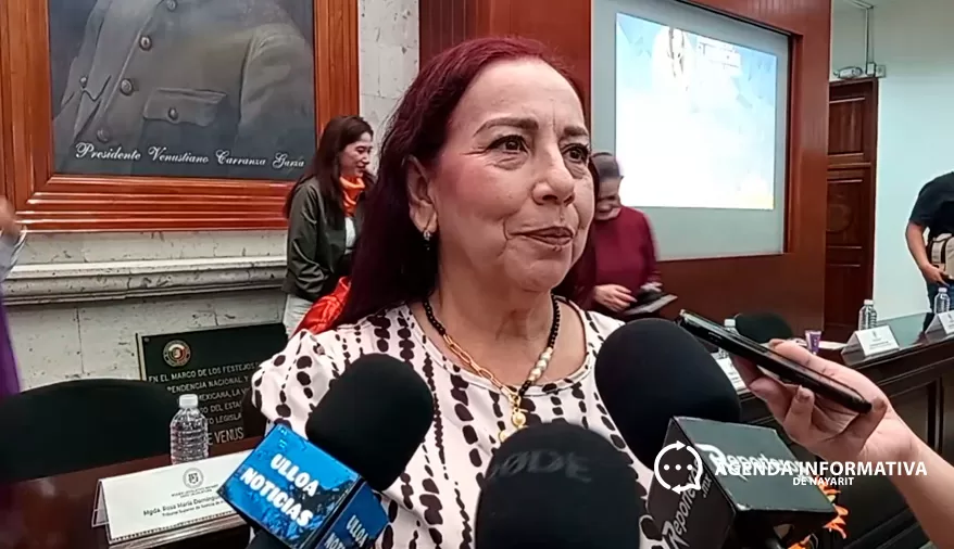 Presidencia Municipal de Xalisco sigue tomada; alcaldesa pide intervención de autoridades