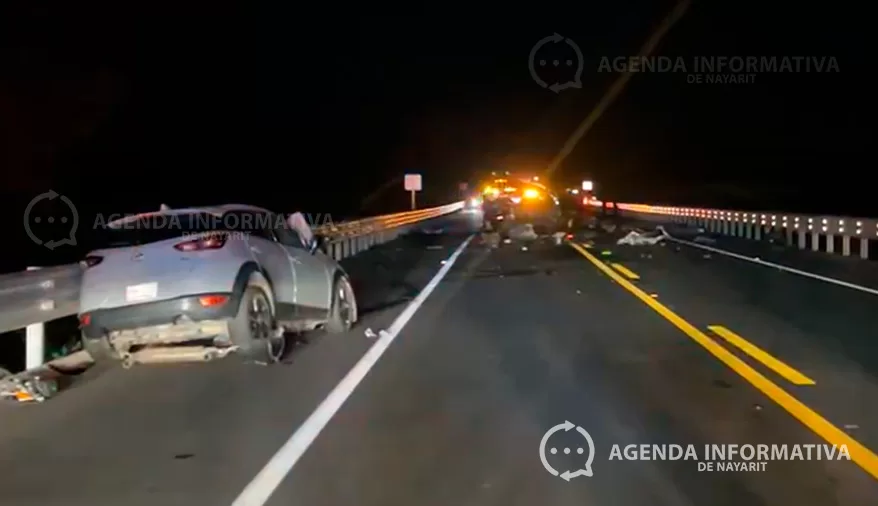 Registra choque frontal en la autopista Tepic–Compostela saldo de seis personas fallecidas