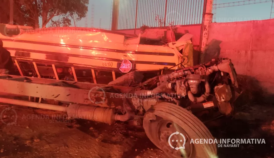 Mueren cinco jornaleros originarios de Nayarit tras volcadura de autobús en Zacatecas