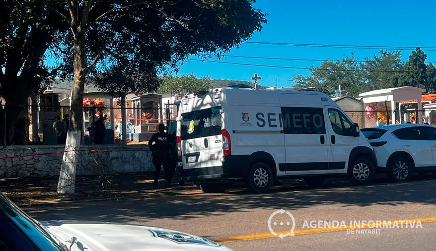 Le quitan la vida a mujer dentro del panteón de Mora